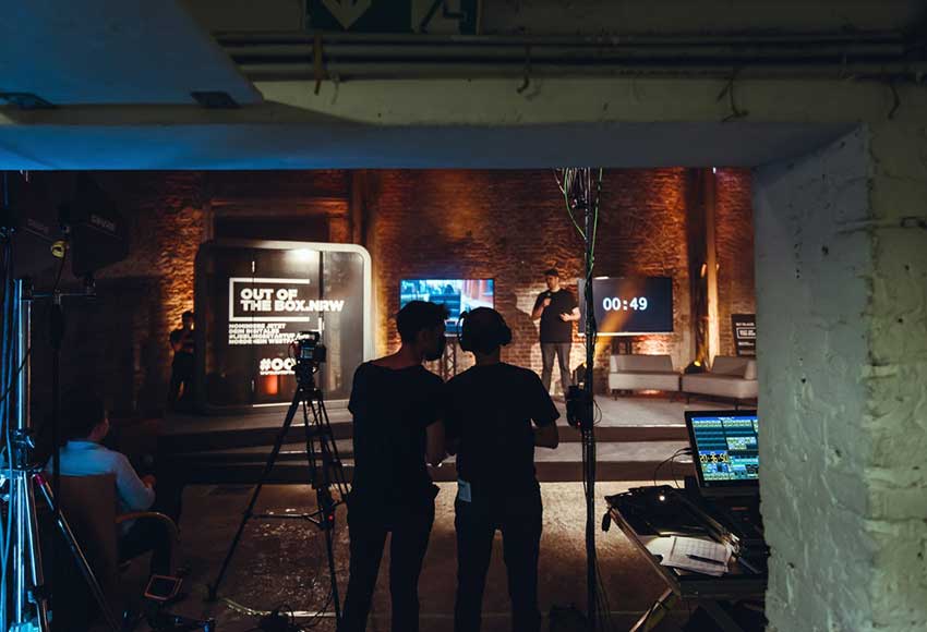 Online-Event-Sponsoren: Wie kann man sie gewinnen und managen?